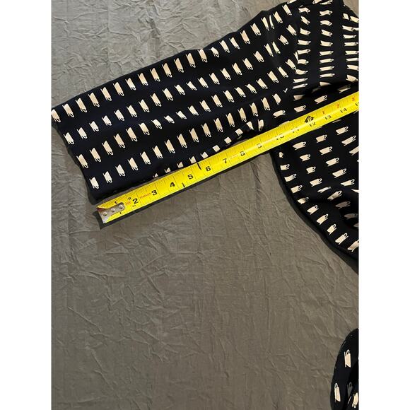 Gap Designed & Crafted Novelty Print Shift Dress Black Cream Size Medium - Picture 6 of 8